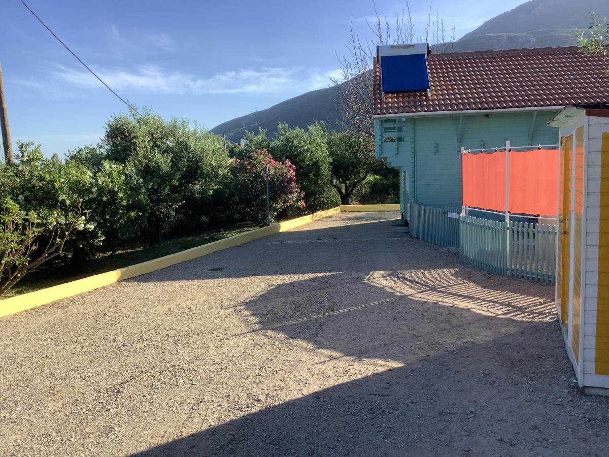 The Cabin, Kyparissia Exteriör bild